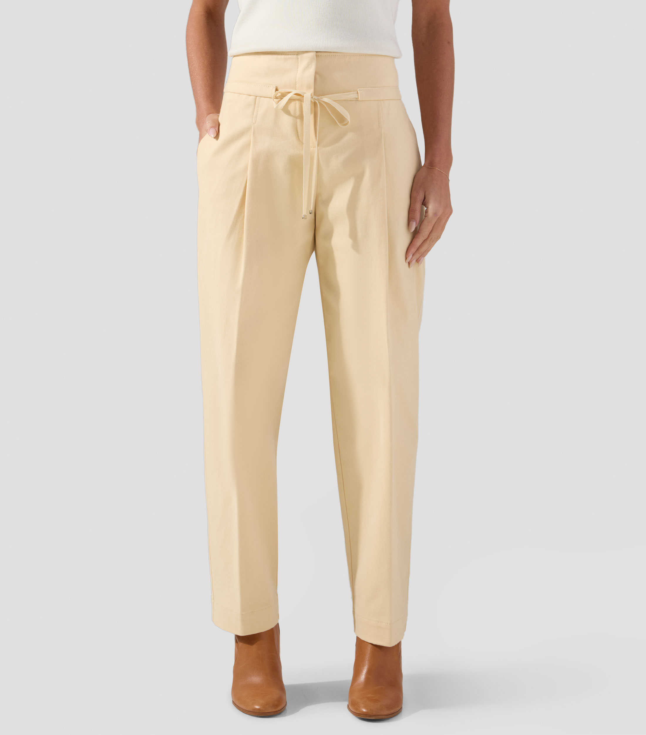 Pantalones Boss de pernera conica de algodon elastico cepillado Mujer